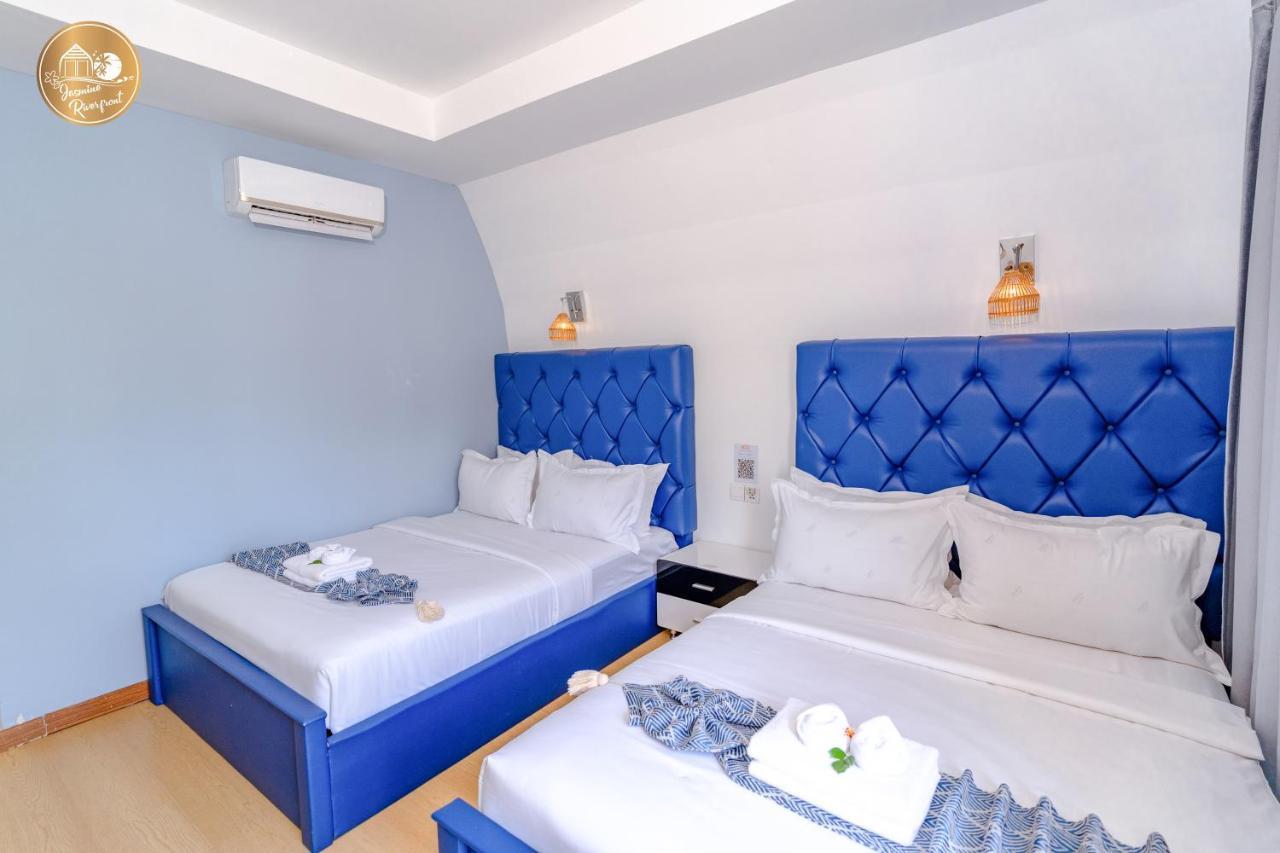 Hotel Jasmine River Front Kâmpôt Zewnętrze zdjęcie